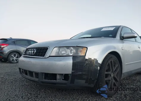 2002 Audi A4 1.8T z USA, uszkodzony, nr VIN WAULC68E52A307388